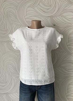 Белоснежная блуза из прошвы