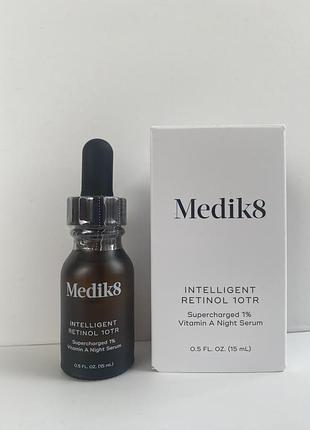 Нічна сироватка для обличчя medik8 csa kit retinol edition 10tr з ретинолом 1 % та вітаміном а, 15 мл