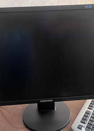 Монітор samsung