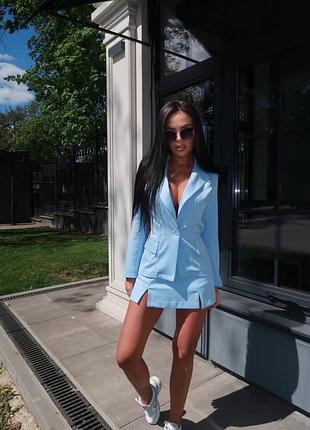 Костюм жіночий