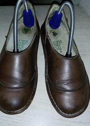 El naturalista (іспанія)- шкіряні  коричневі туфлі   р.37  (23,5 см)