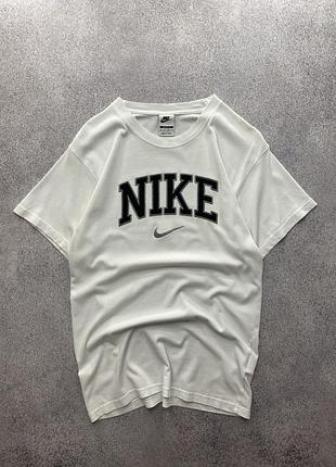 Чоловіча футболка nike футболка мужская nike