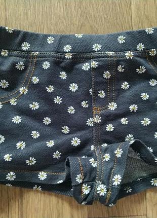Шорти на дівчинку