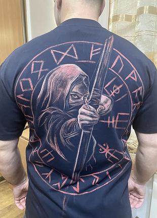 Футболка з малюнком ручної роботи