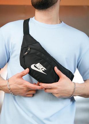 Бананка nike 1000d чорна, біле лого