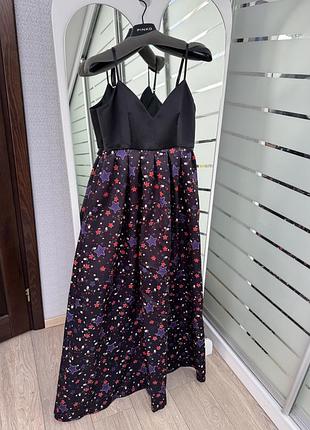 Вишукана вечірня сукня pinko