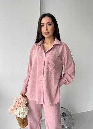 Стильний та практичний костюм