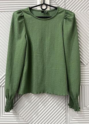 Блузка кофта фактурная с красивыми манжетами