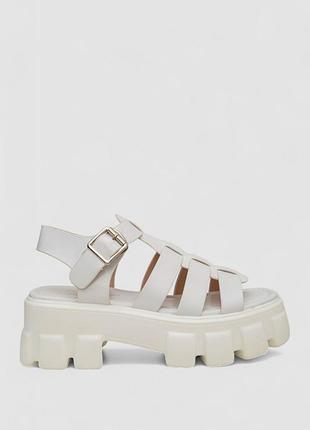 Босоножки р.36,38-40, на платформе, экокожа, белые, женские, обувь, 243r9206