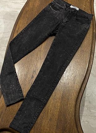 Жіночі тонкі джинси скінні only s