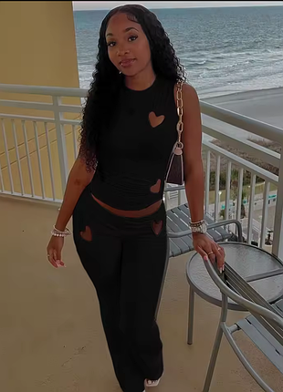 Жіночий костюм 🩶