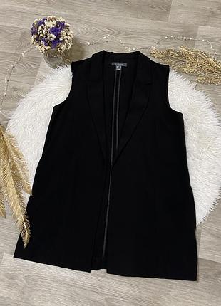 Жіночий жакет класичного стилю