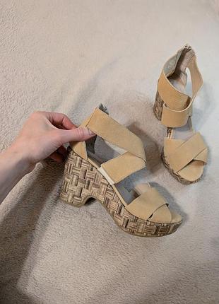 Босоножки 38 р. -24.5 см lauren bellariva mother in italian