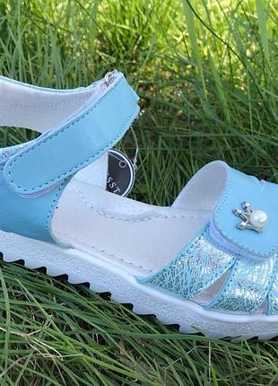 Шкіряні босоніжки дівчинці