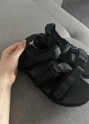 Босоніжки на регуляторах 🖤 5