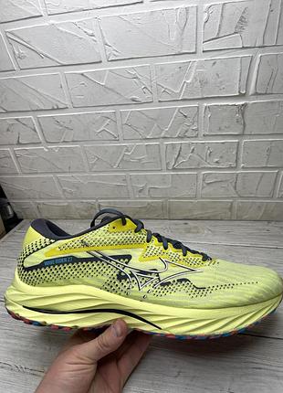 Круті бігові кросівки mizuno wave rider 27