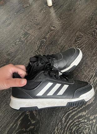 Кроссовки подростковые adidas