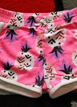 Фірмові шорти в ананаси для дівчинки 6-7 р