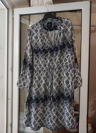 Легкое платье