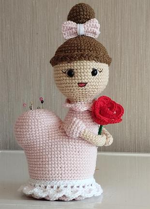 Статуэтка-девушка 23см
handmade