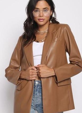 Коричневий  трендовий піджак, блейзер з еко шкіри
