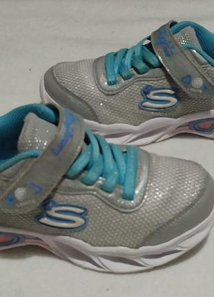 Кросівки skechers 32