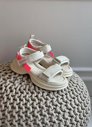 Босоніжки для дівчинки 4