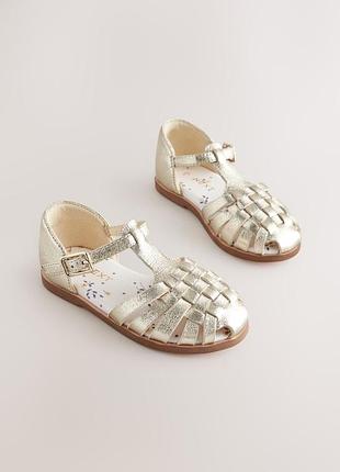 Босоніжки next 🌸