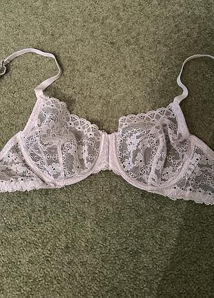 Бюстгальтер