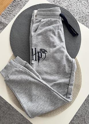 Штани джогери від pepperts, без утеплення, двунитка. колекція harry potter.