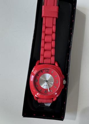 Годинники жіночі