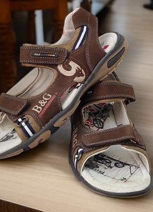 Детские кожаные босоножки сандалии для мальчика коричневые добротные