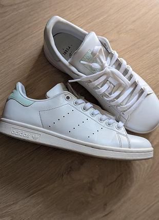 Белые кожаные кроссовки adidas stan smith размер 39