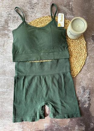 Топ і велосипедки, безшовний комплект у рубчик