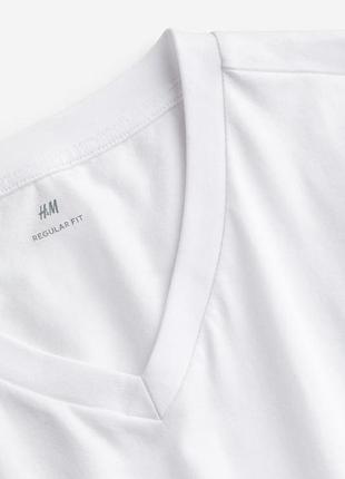 Нова чоловіча футболка