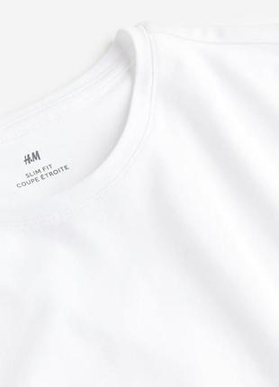 Нова чоловіча базова футболка