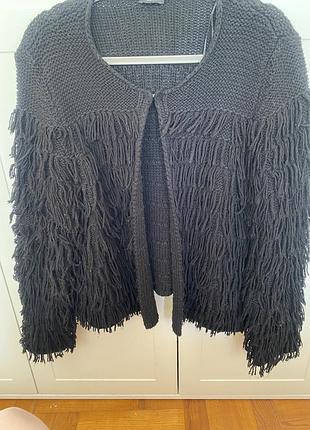 Дуже ефектна куртка з бахромою