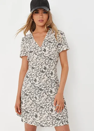 Сукня коротка жіноча missguided