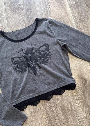 Кофточка с принтом мотыля