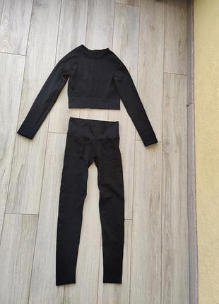 Фітнес костюм жіночий чорний