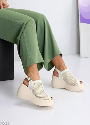 Босоножки "muza", беж, натуральная лакированная кожа/сетка