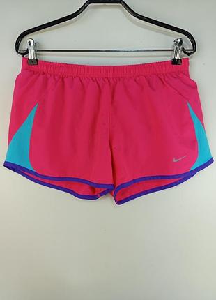 Женские спортивные шорты nike