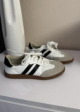 Мокасини кеди кросівки