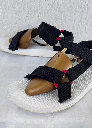 Брендовие текстильние босоножки teva р.41.5-42