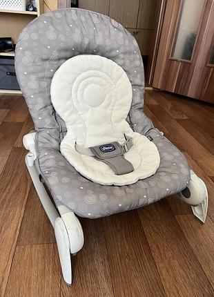 Дитяче крісло-гойдалка chicco
