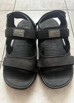 Оригінальні повсякденні трекінгові сандалі босоніжки на липучках чорного кольору