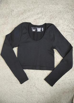 Кроп топ в рубчик з довгими рукавами primark.   (120)