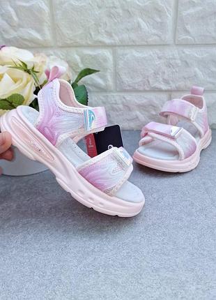 Рожеві спортивні босоніжки для дівчинки