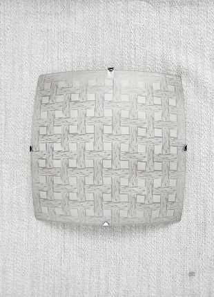 Потолочная люстра светильник на 2 лампы