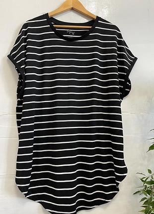 Отличная удлиненная футболка